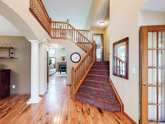 5th image of 3948 Laurel Valley Dr