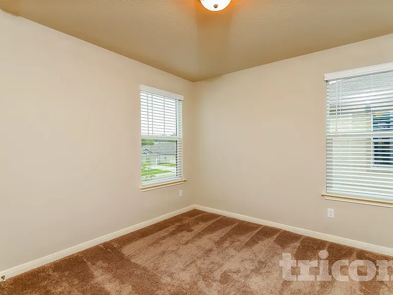 13651 Emerson Way — Photo 11