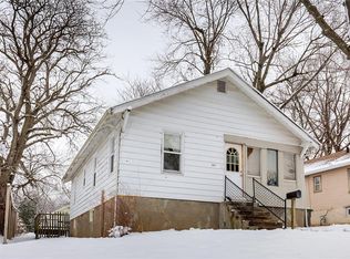 1617 33rd St, Des Moines, IA 50311