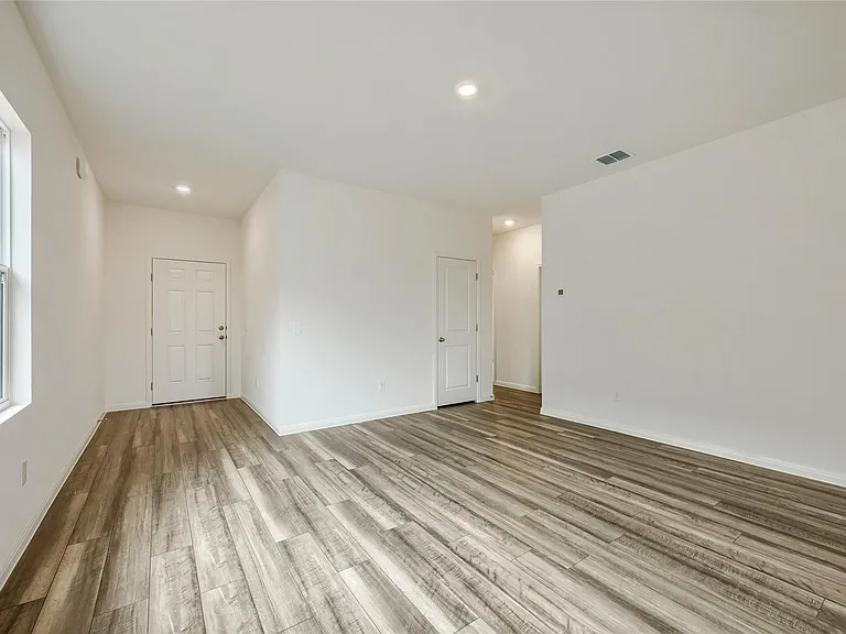 5345 Calluna Dr — Photo 12