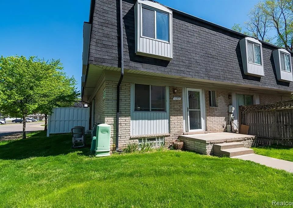 1st image of 15507 Dupage Blvd