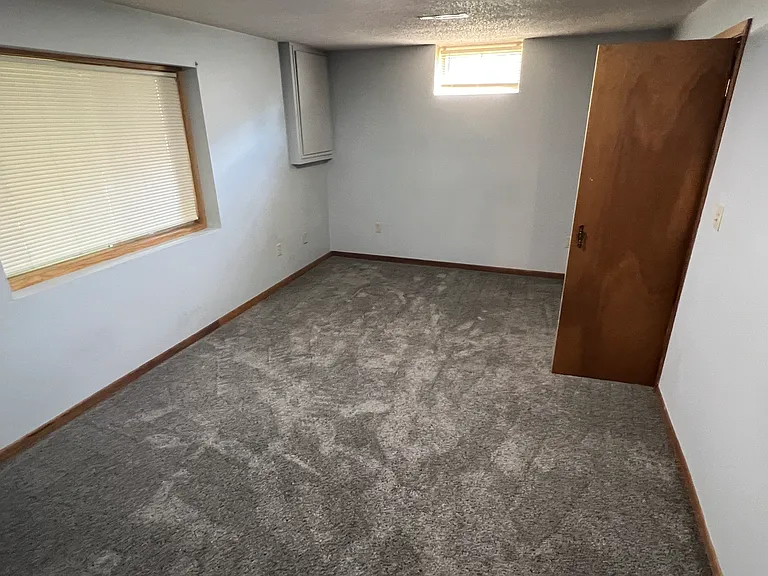 11828 Monroe Cir NE — Photo 15