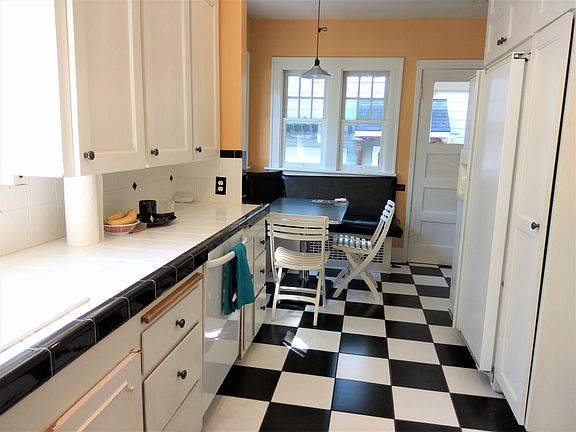 Kitchen looking toward nook