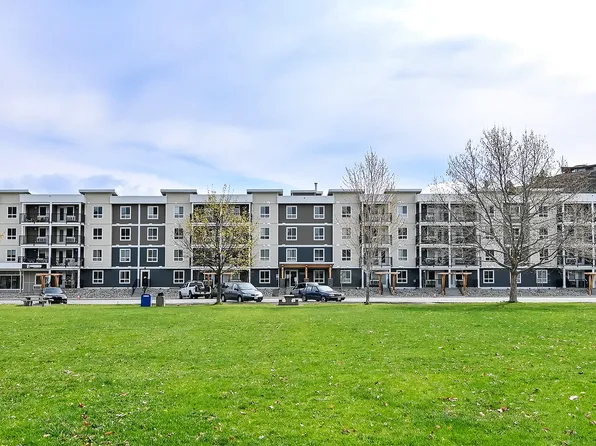 Hillcrest Village