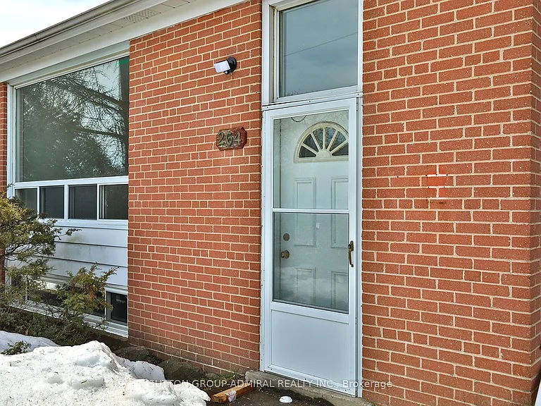 264 McConvey Dr — Photo 28