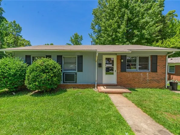 157 Blaze St, Winston Salem, NC 27105