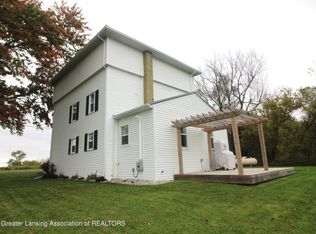 6823 S Loomis Rd, Dewitt, MI 48820