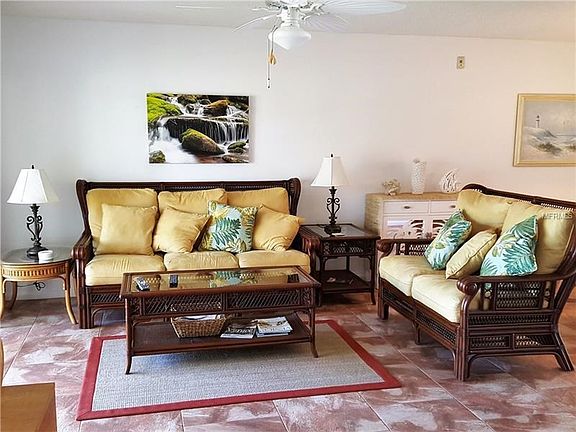 3rd image of 1027 Wexford Blvd #1027