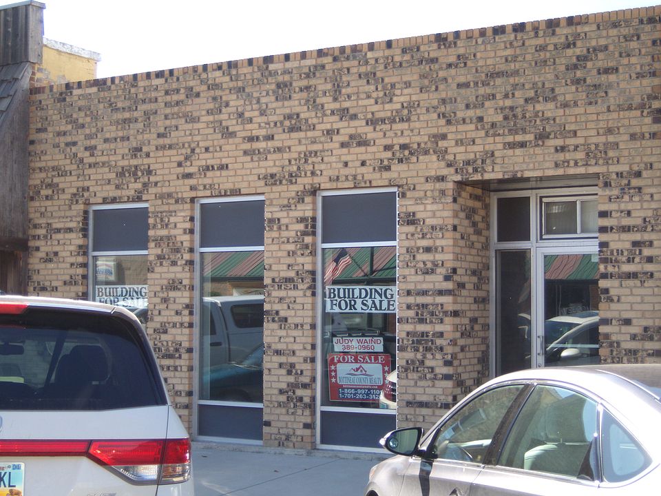 1st image of 613 W Pine Cir