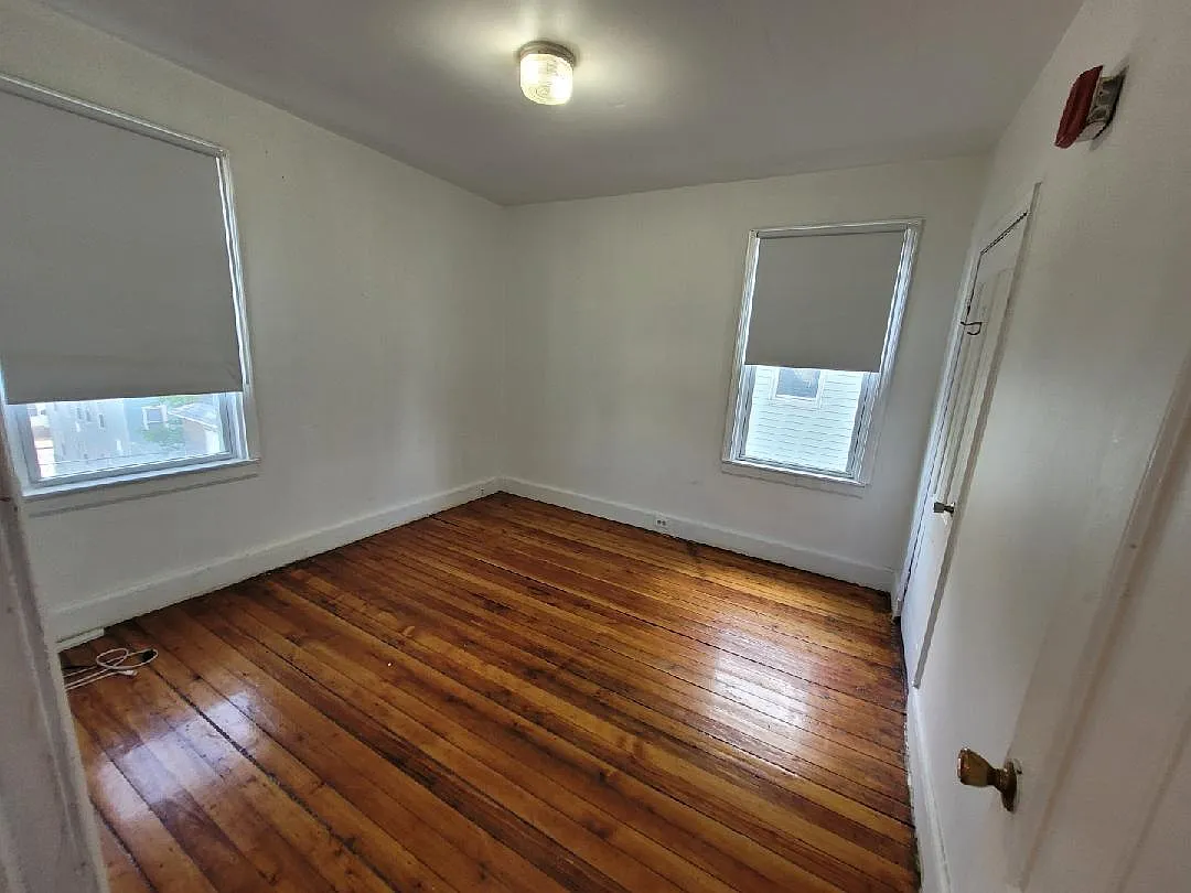 2 bed, 750 sqft, $1,950 — Photo 4