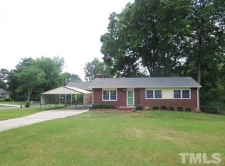 2808 Glasgow St, Raleigh, NC 27610