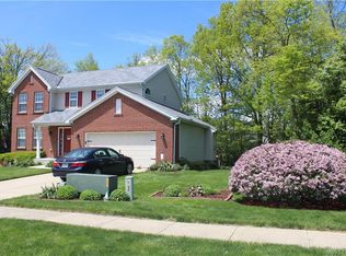 2425 Sunflower Dr, Miamisburg, OH 45342