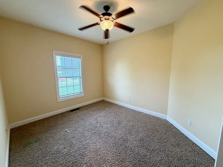 1513 Stonebluff Ct — Photo 16
