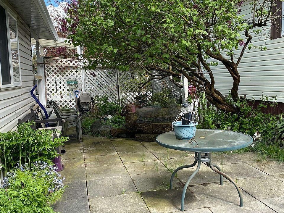 2nd image of 45640 Watson Rd #50