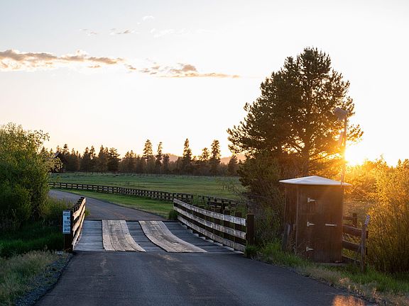 39th image of this home