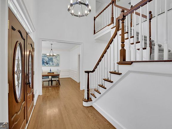 2nd image of 3203 Powder Mill Pl SE