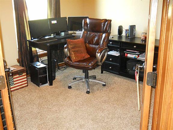 4th image of 1340 Poko Mountain Ln