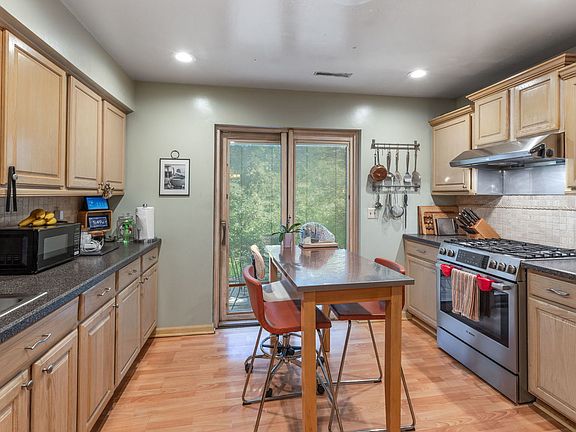 5th image of 267 W Treehouse Ln
