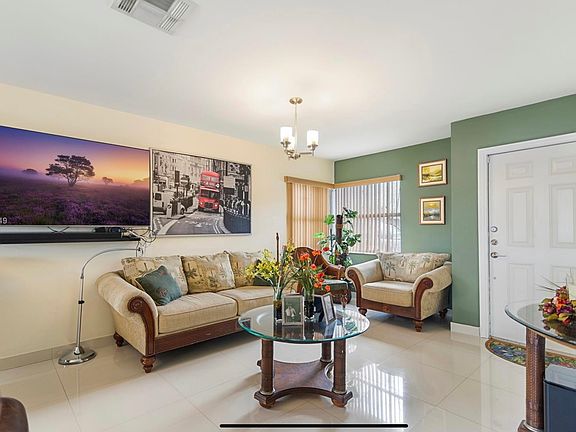 2nd image of 2561 W 60th Pl #102-1