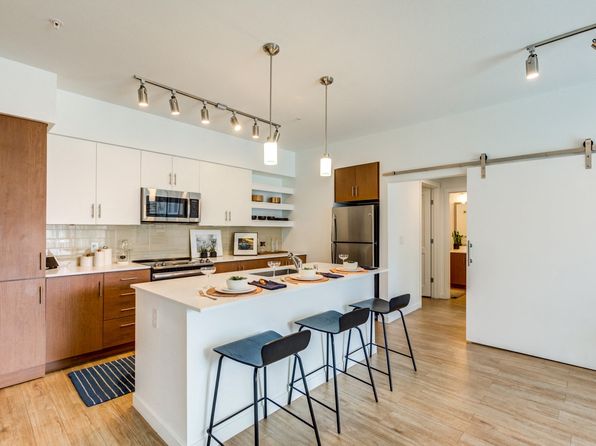 1050 Wellness Pl APT 1534