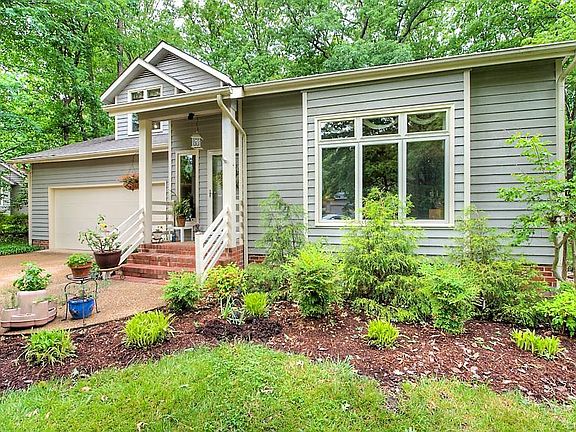 2nd image of 4604 Village Run Ct