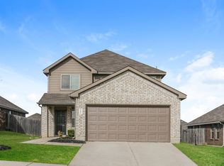 1606 Oriole St, Ennis, TX 75119