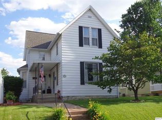1516 College Ave, Quincy, IL 62301