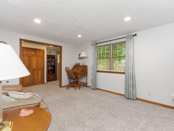 4th image of 4422 Dogwood Dr