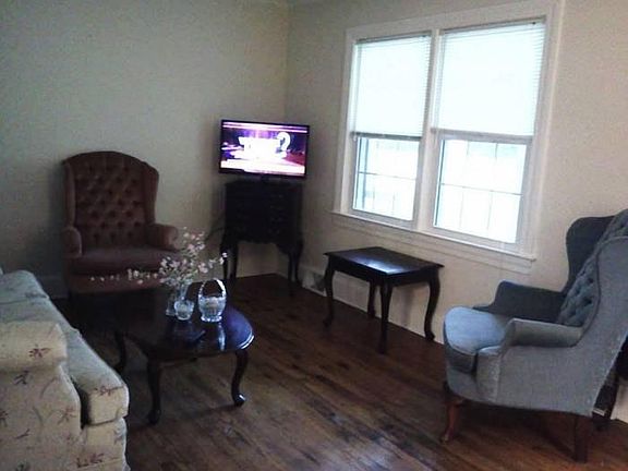 4th image of 201 Placid Way