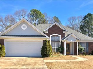 1075 Sterling Ct, Auburn, AL 36830