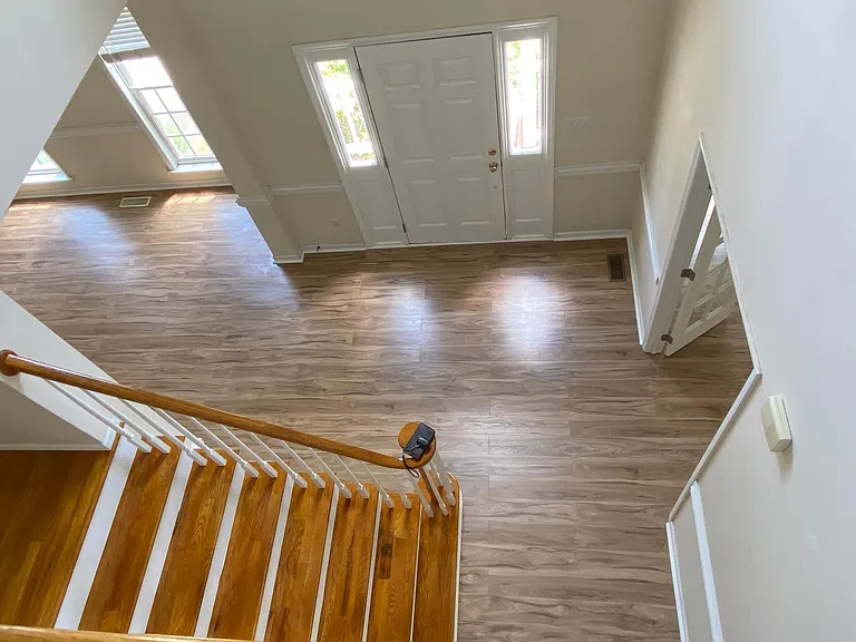106 Hoboken Ct — Photo 15