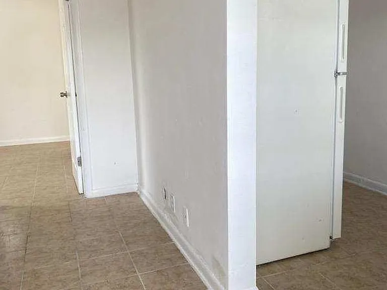 123 Erie St — Photo 13