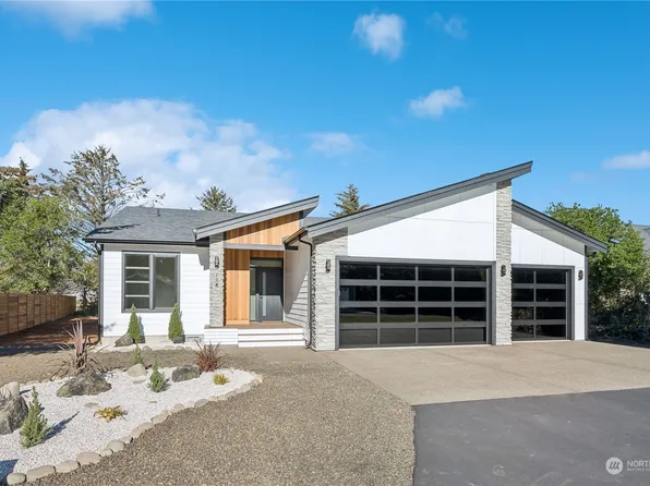 124 Polaris Boulevard SW, Ocean Shores, WA 98569