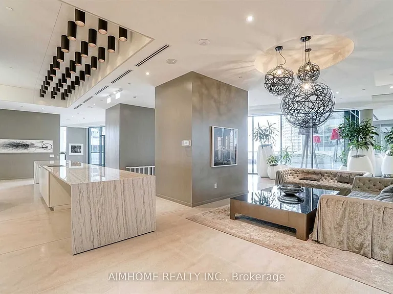 88 Harbour St #2611 — Photo 12