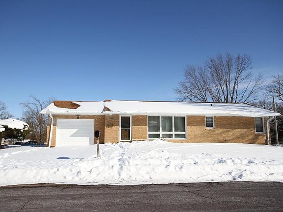 3rd image of 1708 Bear Creek Dr