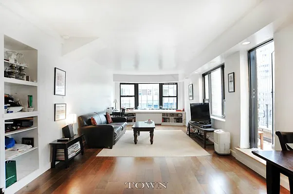 Rented by Town Residential | media 10