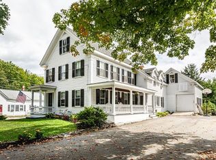 25 School St, Townsend, MA 01469