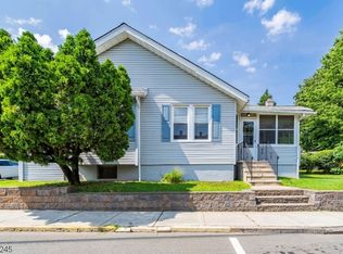 114 Struyk Ave, Prospect Park, NJ 07508