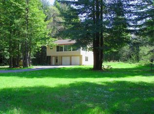 100 Conrad Rd, Crescent City, CA 95531