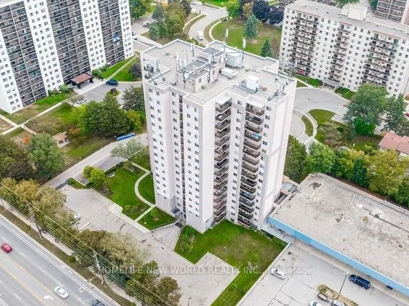 975 Warwick Ct #1005, Burlington, ON L7T 3Z7