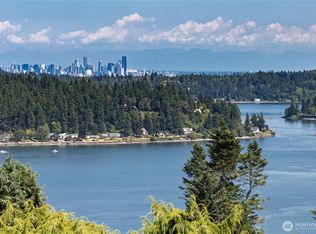 3038 Viewcrest Dr NE, Bremerton, WA 98310