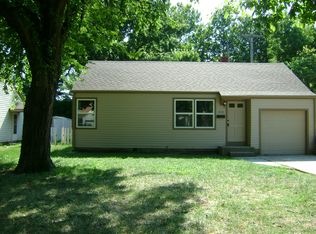 2703 S Rose Marie Ct, Wichita, KS 67216