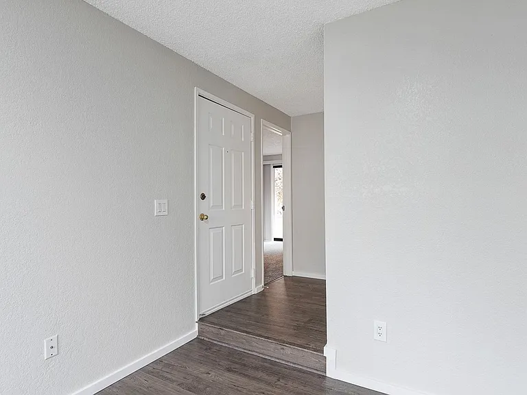 The Ariel Apartments — Photo 7