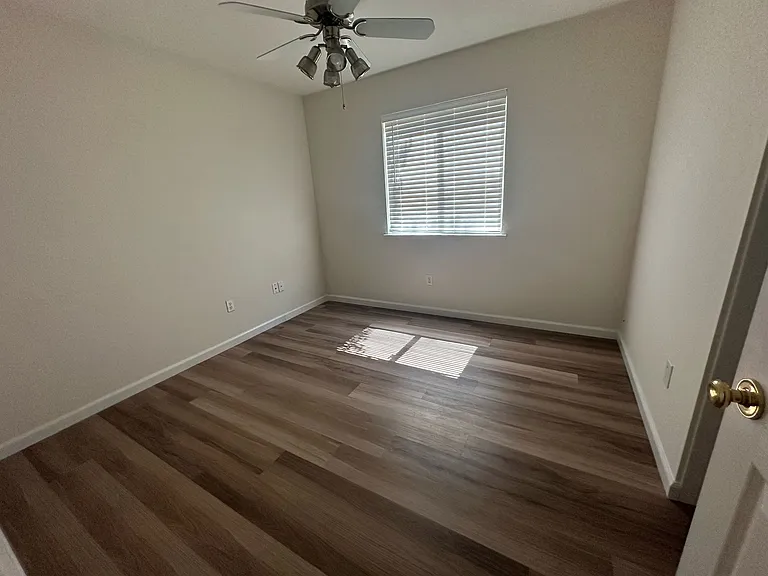 728 Sands Way — Photo 4