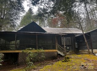 1111 Reasonover Rd, Cedar Mountain, NC 28718