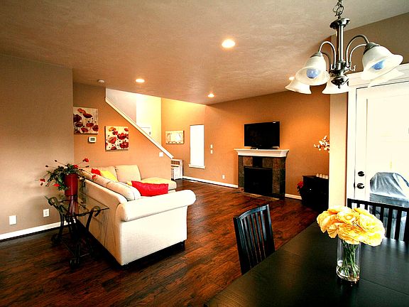 4th image of 5586 King Arthur Ct