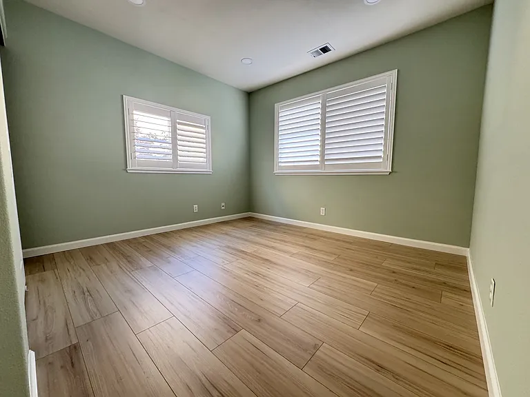 15680 Atlantus Ave — Photo 4