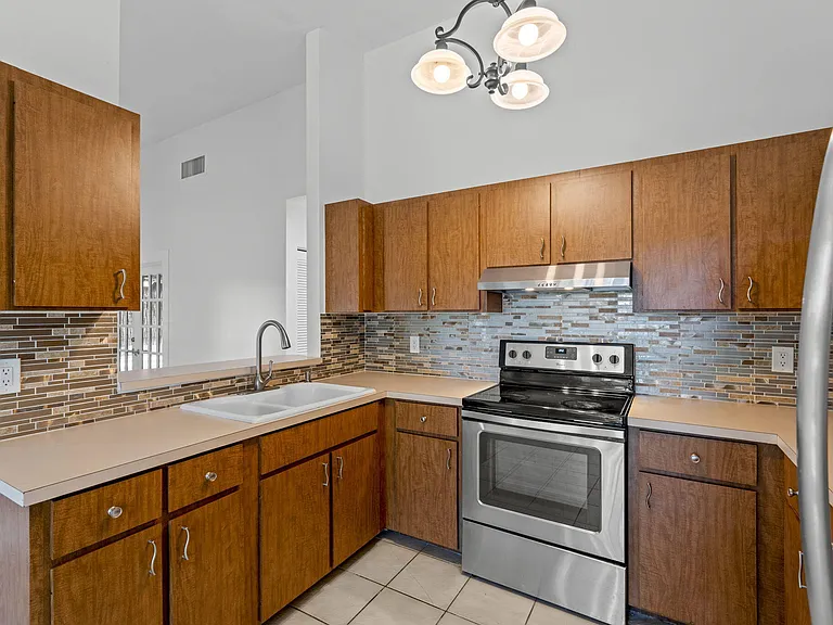 11989 Persimmon Blvd — Photo 17