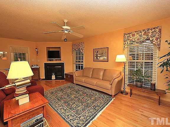 2nd image of 4202 Ellisfield Dr