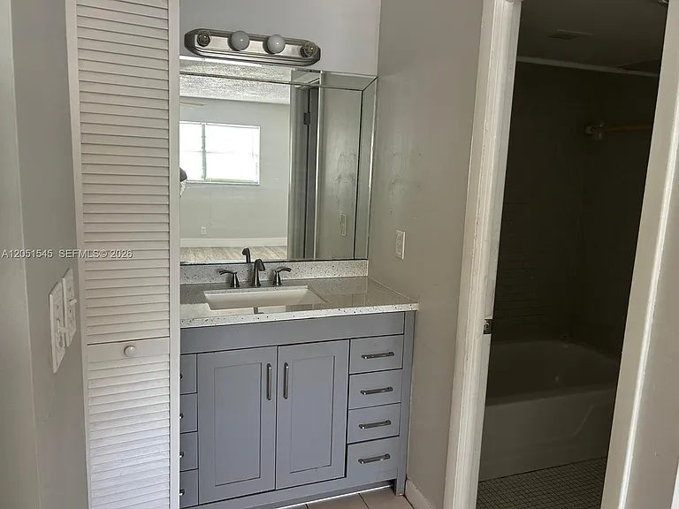 6100 S Falls Circle Dr #202 — Photo 14